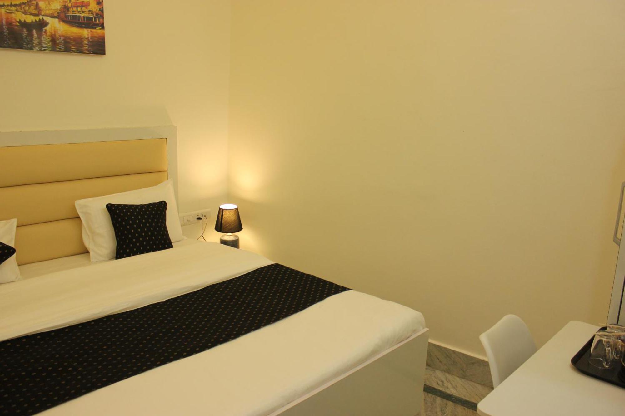 The Nandi International Boutique Homestay 瓦拉纳西 外观 照片